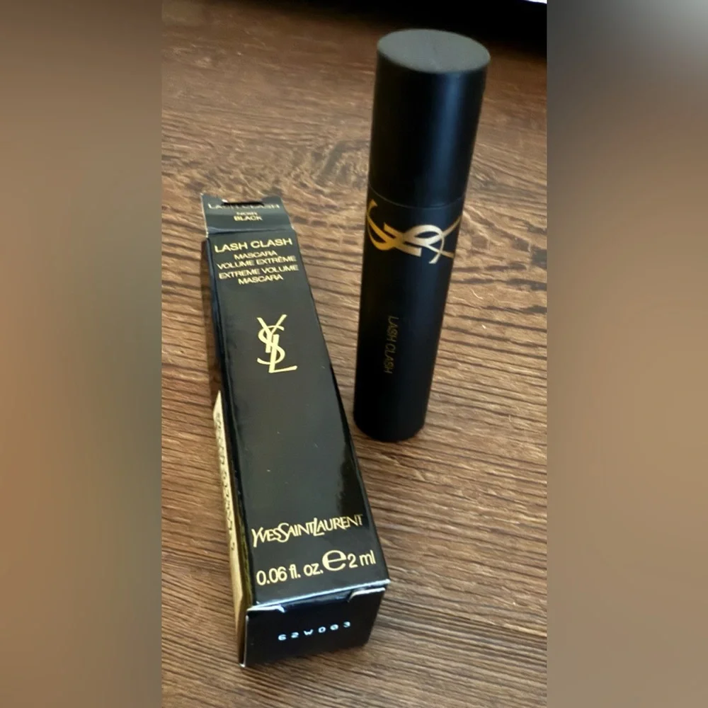 YSL Mini LASH CLASH EXTREME VOLUME MASCARA- Noir 2mL
